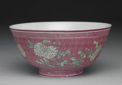 图片[3]-Tea bowl with chrysanthemum on a carved red ground in falangcai painted enamels, Qianlong reign (1736-1795), Qing dynasty-China Archive